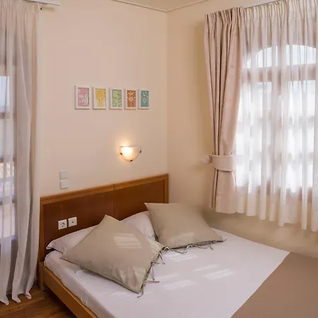 Iason Villa *